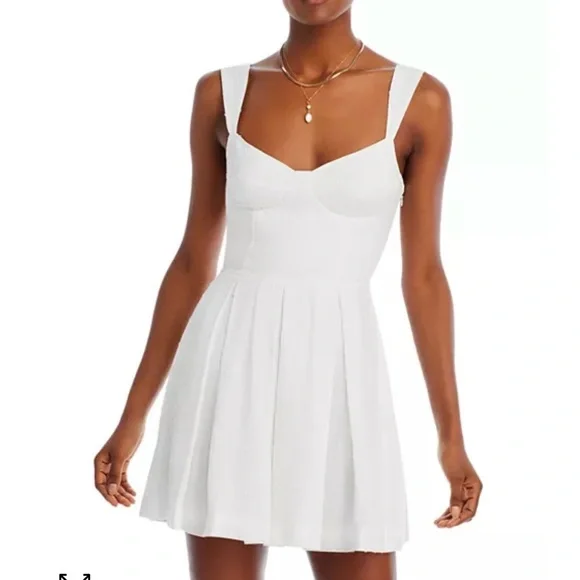 emily halter mini dress EMILY FLOWER HALTER NECK MINI DRESS IN WHITE – Bella Galvan